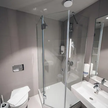 Komandu Sporta Spelu Halles Viesnica * 里加