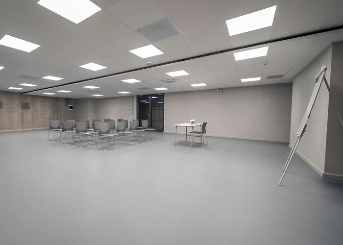 Hotel Komandu Sporta Spelu Halles Viesnica