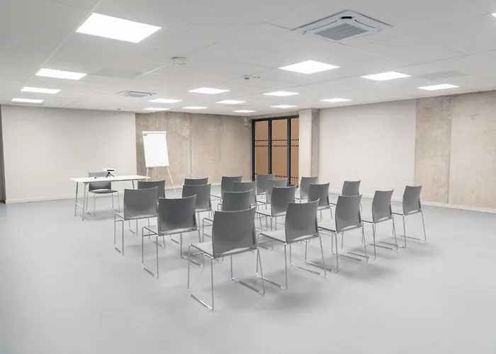 Hotel Komandu Sporta Spelu Halles Viesnica *