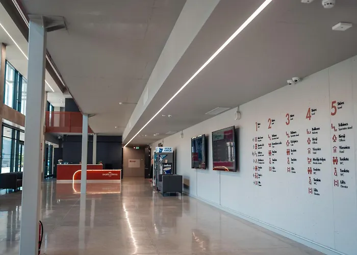 Komandu Sporta Spelu Halles Viesnica *