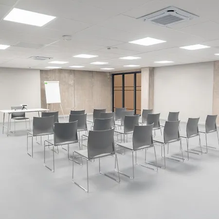 Hotel Komandu Sporta Spelu Halles Viesnica *