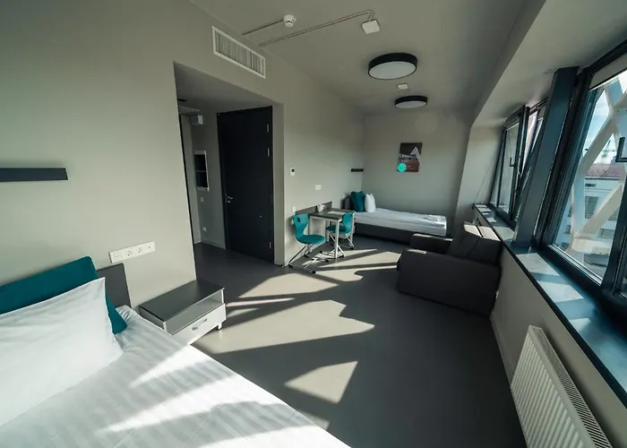 Komandu Sporta Spelu Halles Viesnica *